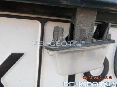 peugeot-lab.net - сам фонарь.jpg