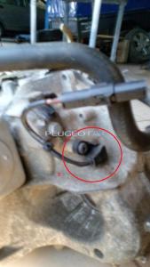 датчик скорости с отдельным разъемом на чужой.jpg