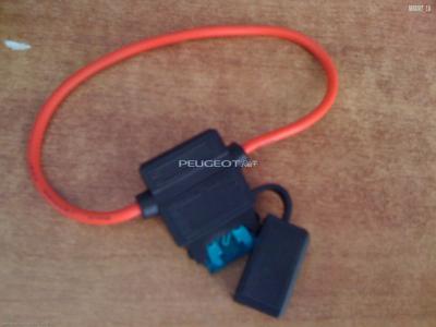 Держатель предохранителя.jpg