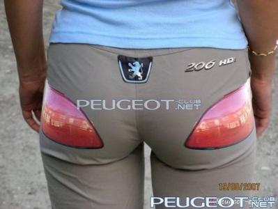 peugeot-lab.net - junk-in-trunk.jpg