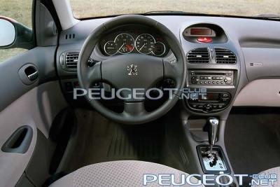 [Peugeot-Club.net] - 206_05.jpg